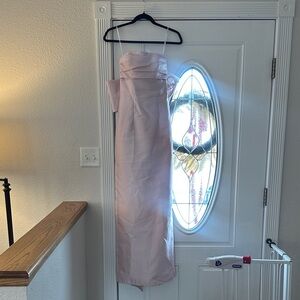 ALFRED SUNG bridesmaid dress. Style D856. Color ballerina pink. Size 0 regular.